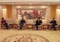 1月14日下午，中技公司总经理唐毅在通用技术大厦会见了上海电气电站集团常务副总裁黄瓯一行。